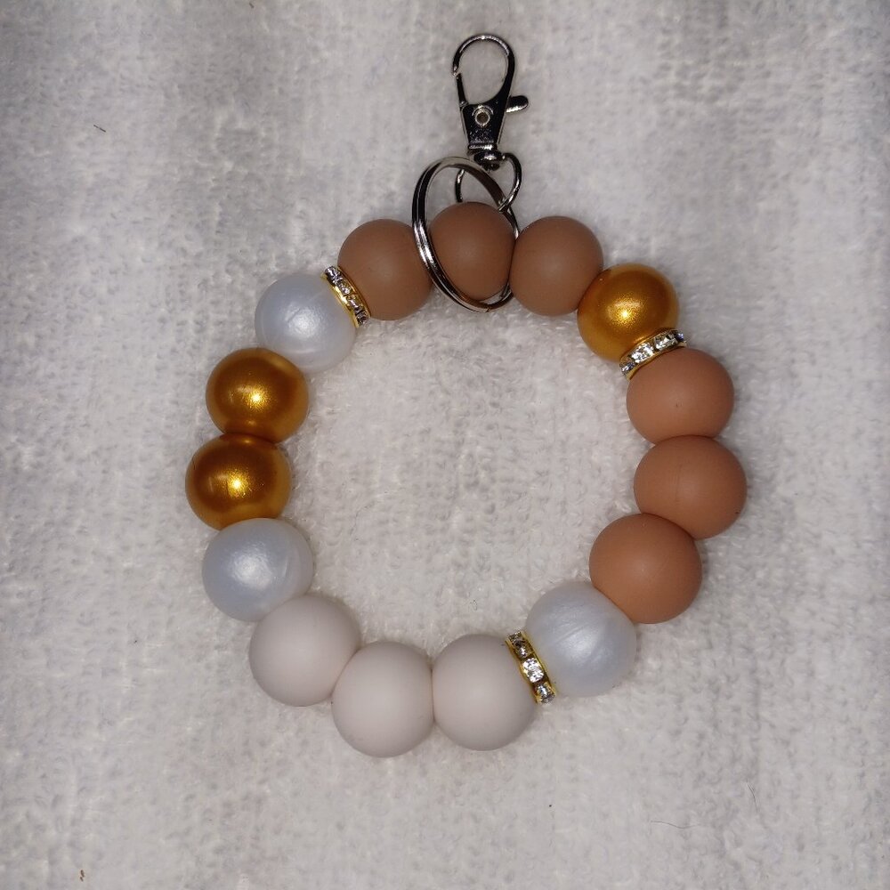 Elegant and Classy Silicone Bead Keychain Ring